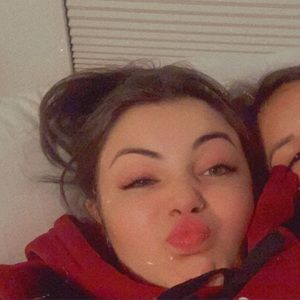 Meet your Posher, Marissa